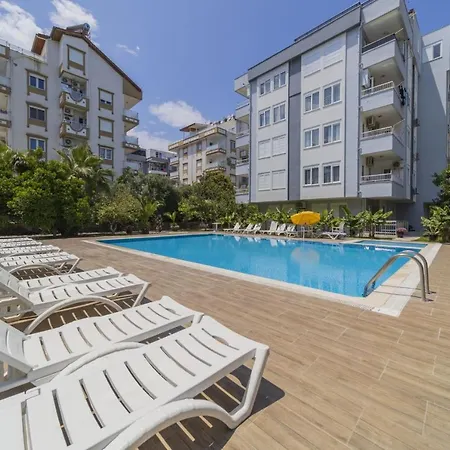 Flat Close To With Balcony In Konyaalti * Antalya