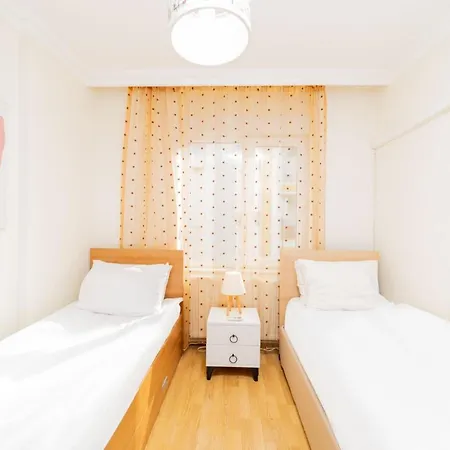 Flat Close To With Balcony In Konyaalti * Antalya